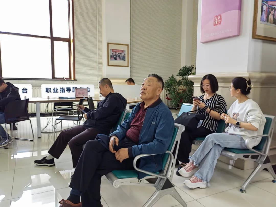 招聘活动_招人_民营企业服务月