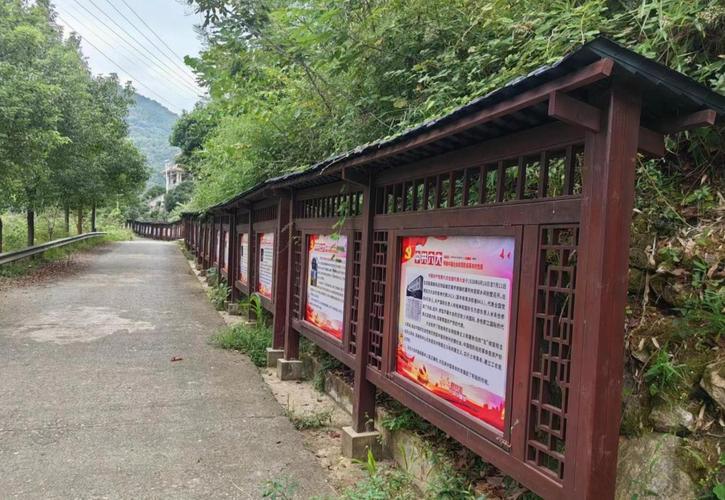龙泉镇基层治理_龙泉工作_党建引领基层治理四部曲