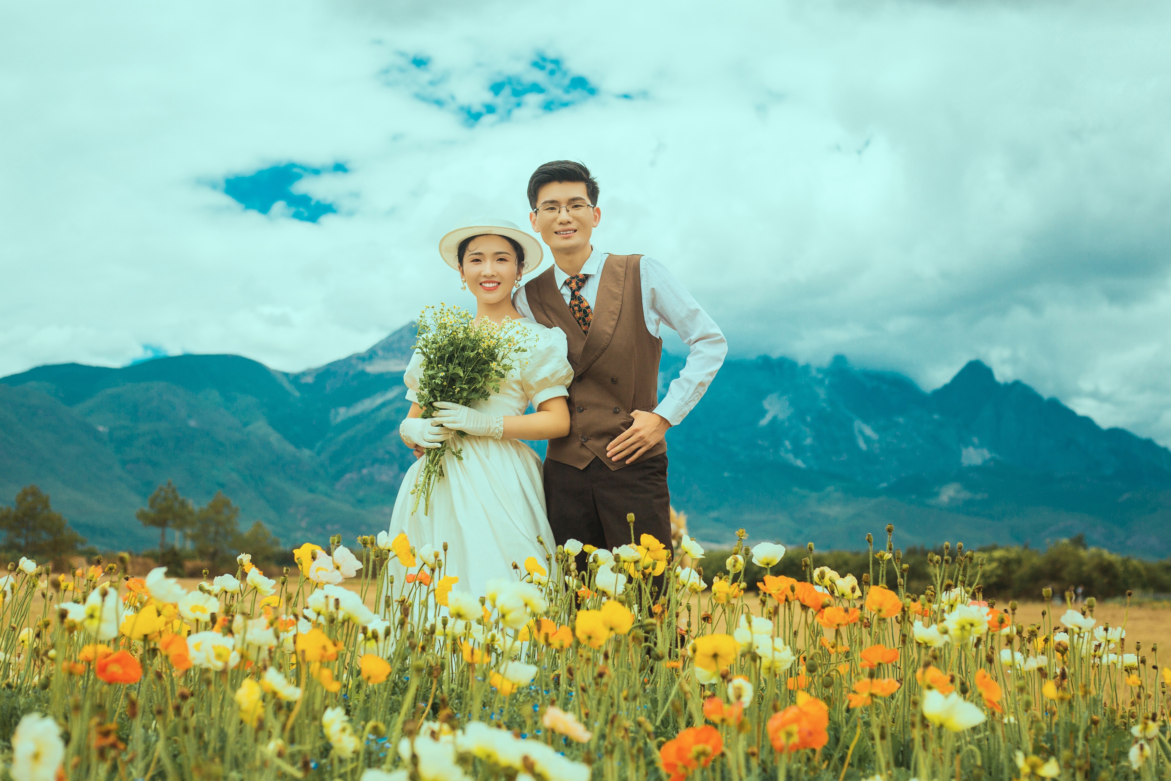 95后国庆旅拍婚纱照_婚纱照旅拍目的地推荐_芜湖婚纱摄影店排名