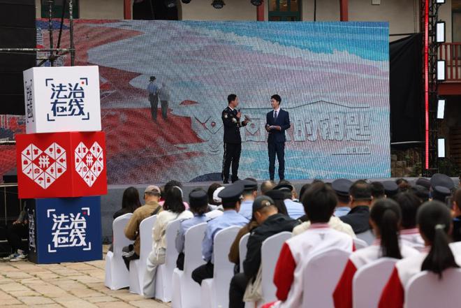 防老人走失定位仪_青岛走失孩子_