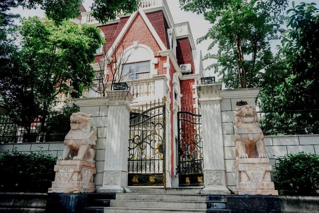 青田兼职_青田石雕历史文化_青田华侨超市经济