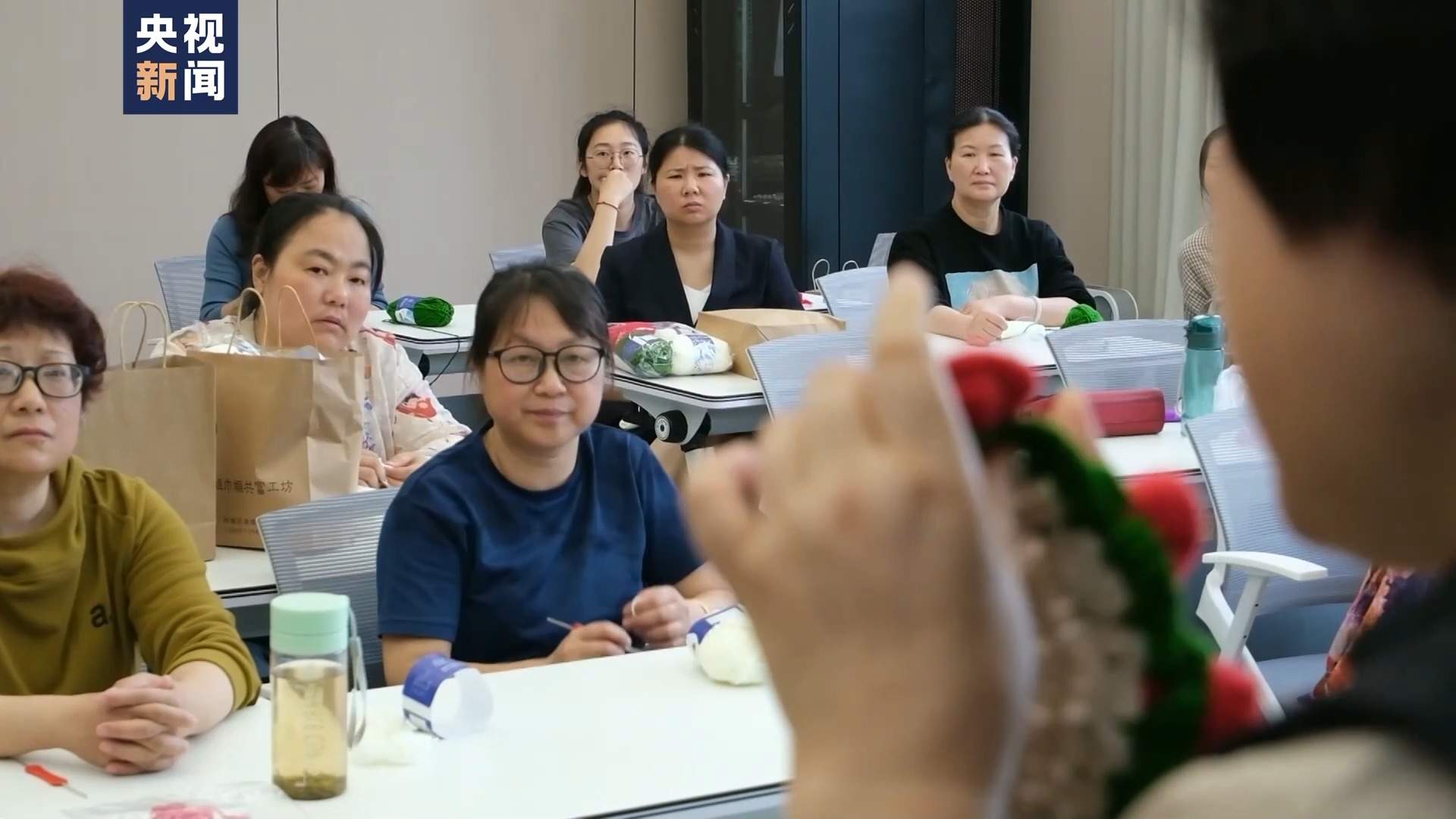 招聘_互联网企业大规模校招计划_高校招聘会 专业技能人才受企业青睐