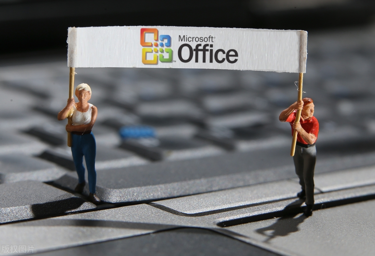微软Office vs WPS竞争_办公软件教程免费下载_WPS鸿蒙版下载量