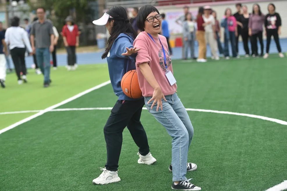 青春活力运动会_三山中学第17届田径运动会_芜湖三山中学